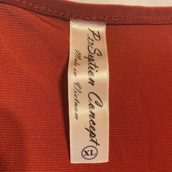 Top - Picture 2 of 2